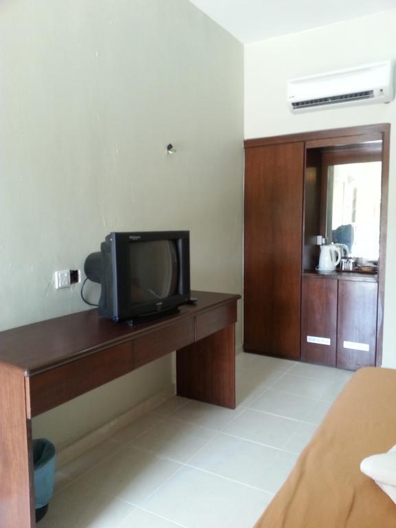 Mersing Beach Resort Pokoj fotografie