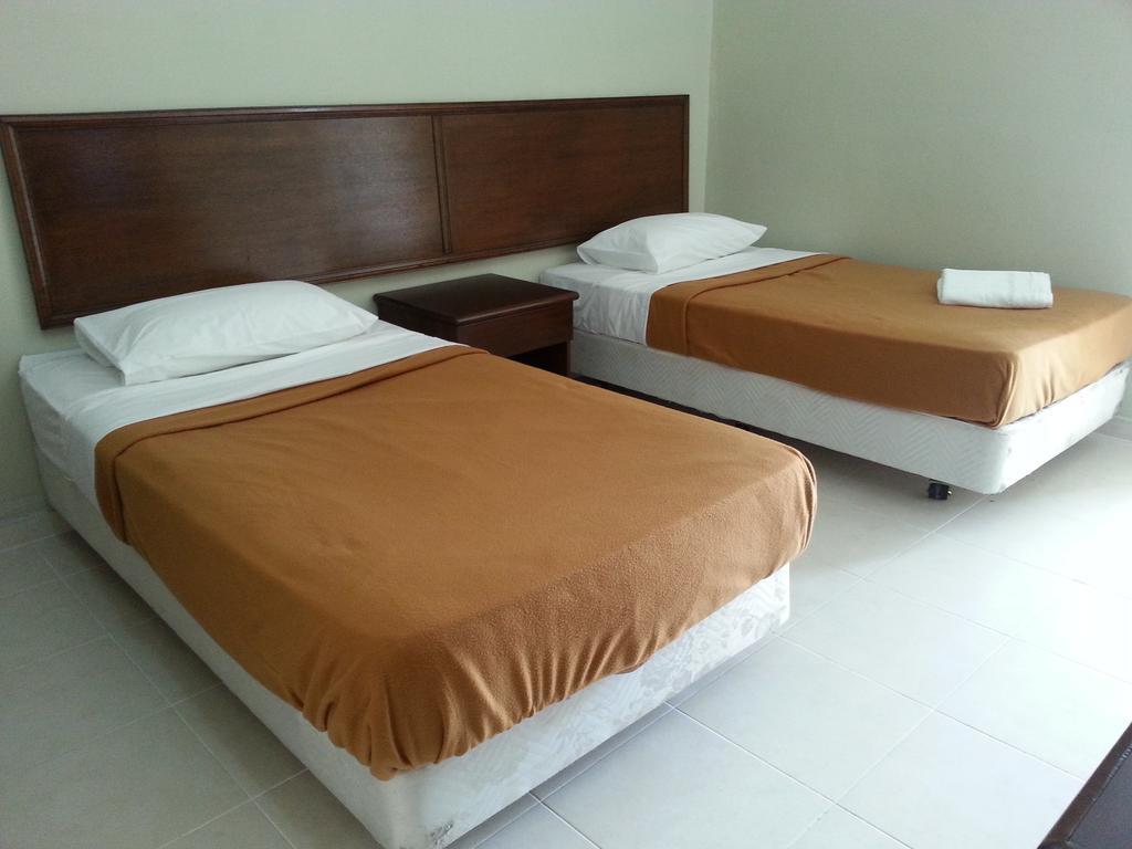 Mersing Beach Resort Pokoj fotografie